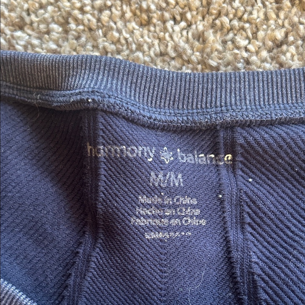 Seamless Ribbed Sports Bra - Black - Picture 2 of 2
